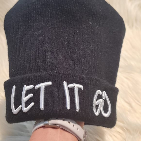 Disney Frozen "Let It Go" Beanie - Picture 3 of 4